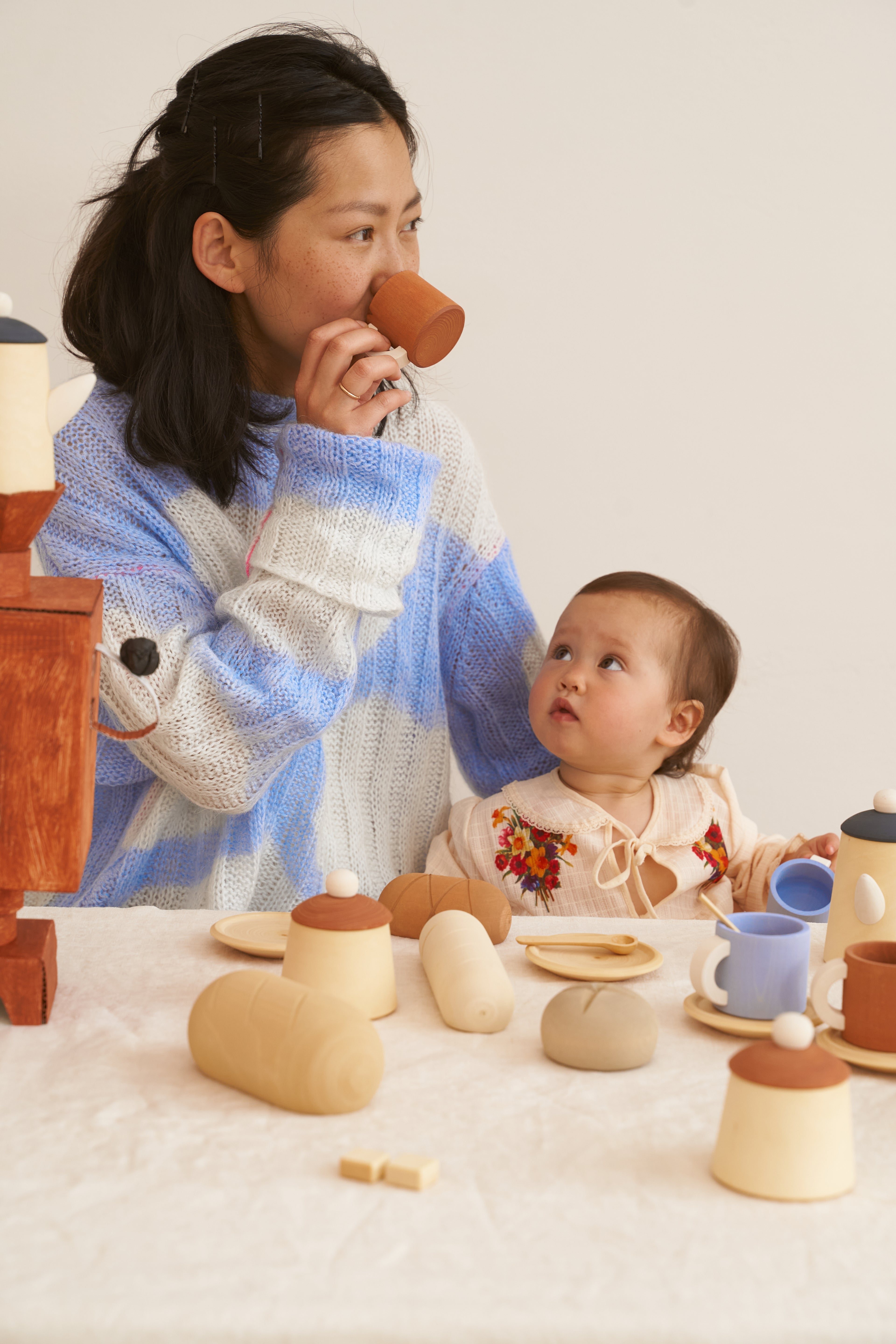 Terra & Blue Tea Set