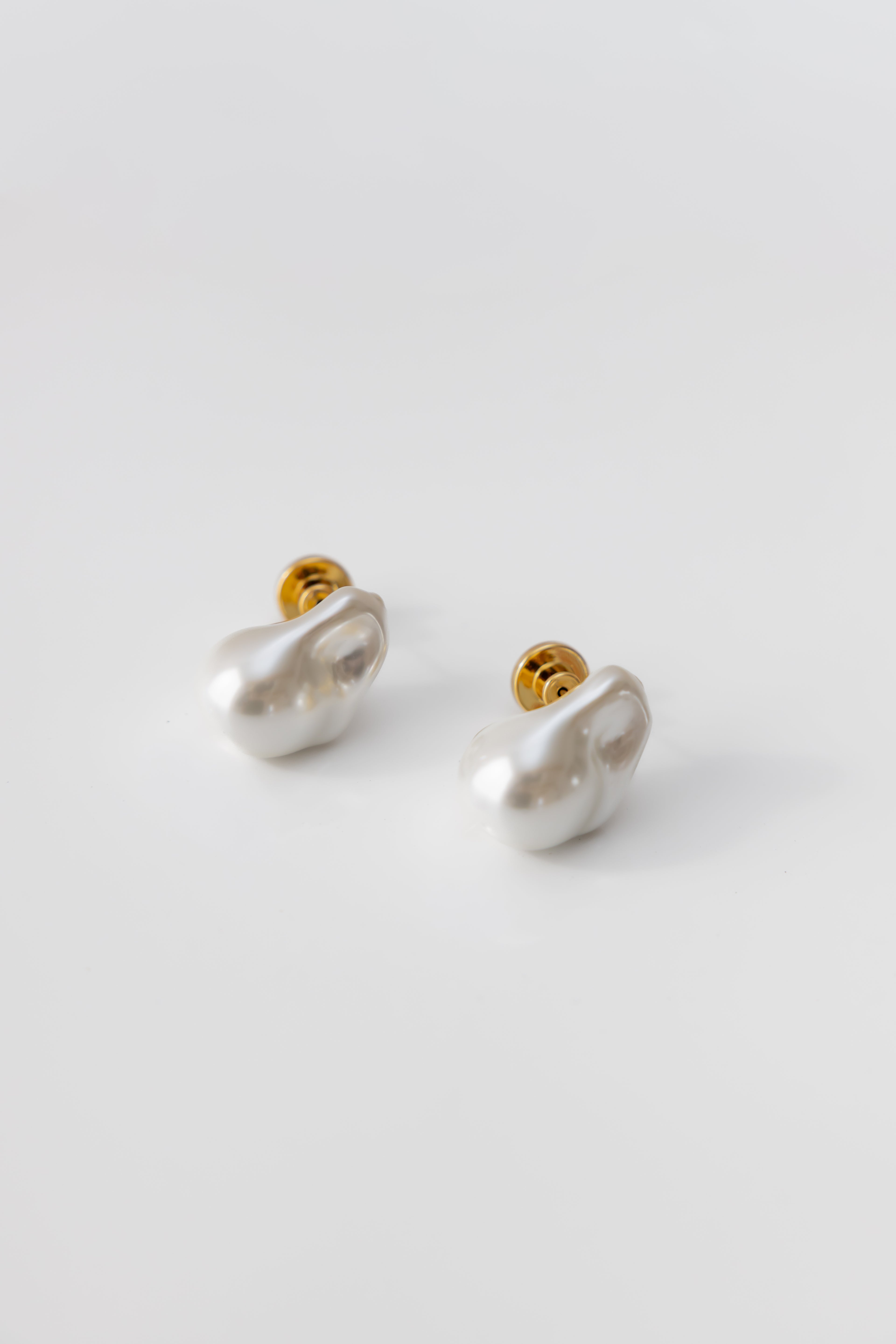 The Milly Pearl Statement Earring