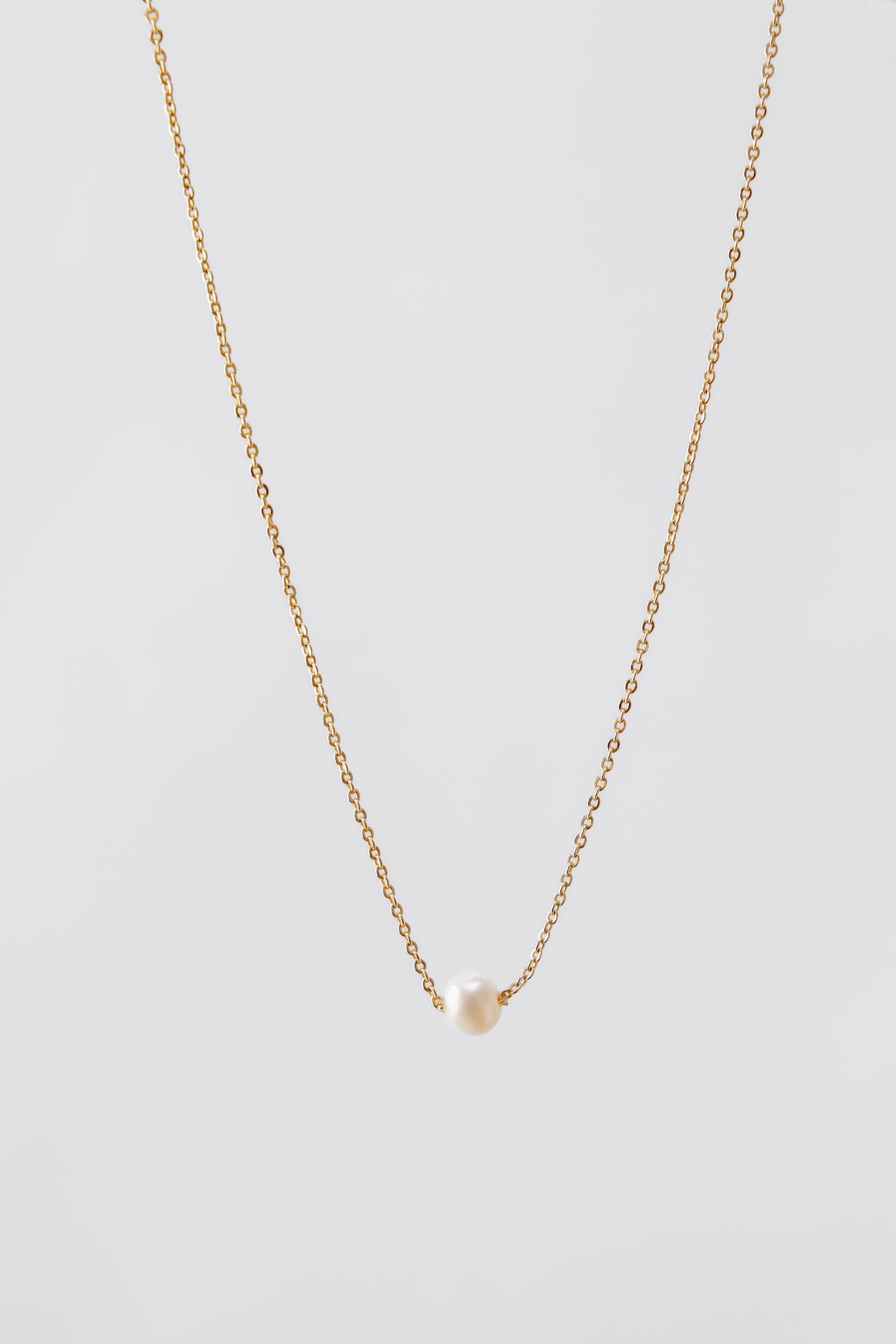 The Amelia Pearl Necklace