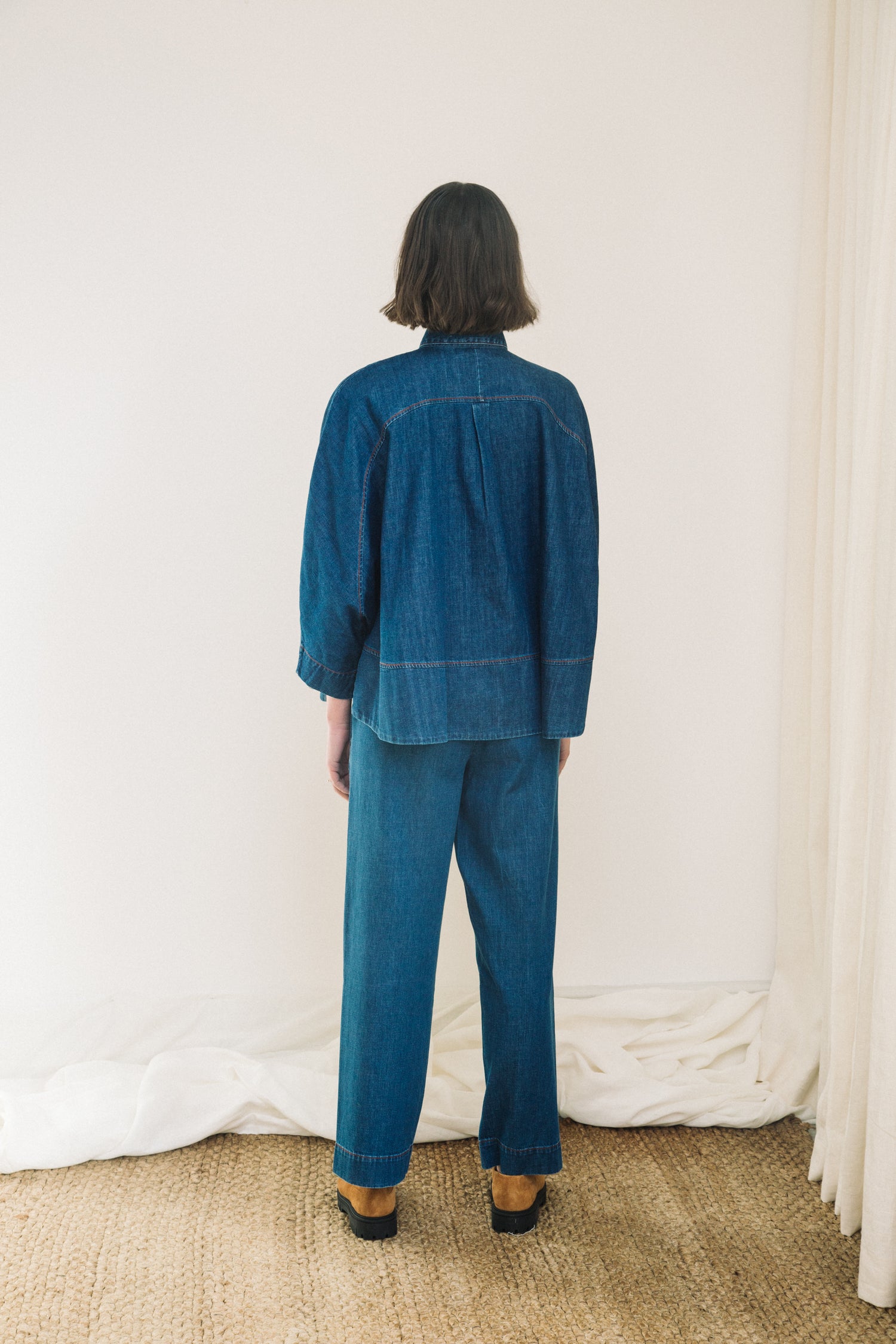 Magniloa-Leigh Organic Cotton Denim Shirt in Mid Blue