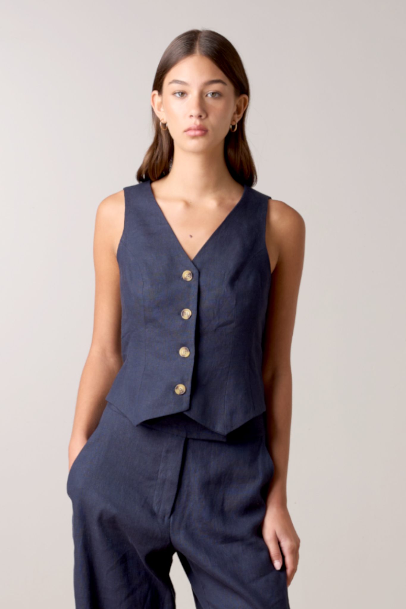 Tailored Linen Vest - Navy
