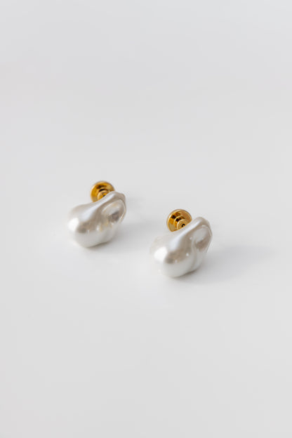 The Milly Pearl Statement Earring