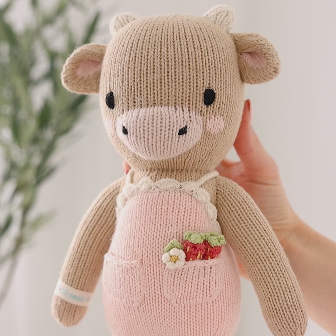 Ava The Cow Powder Pink