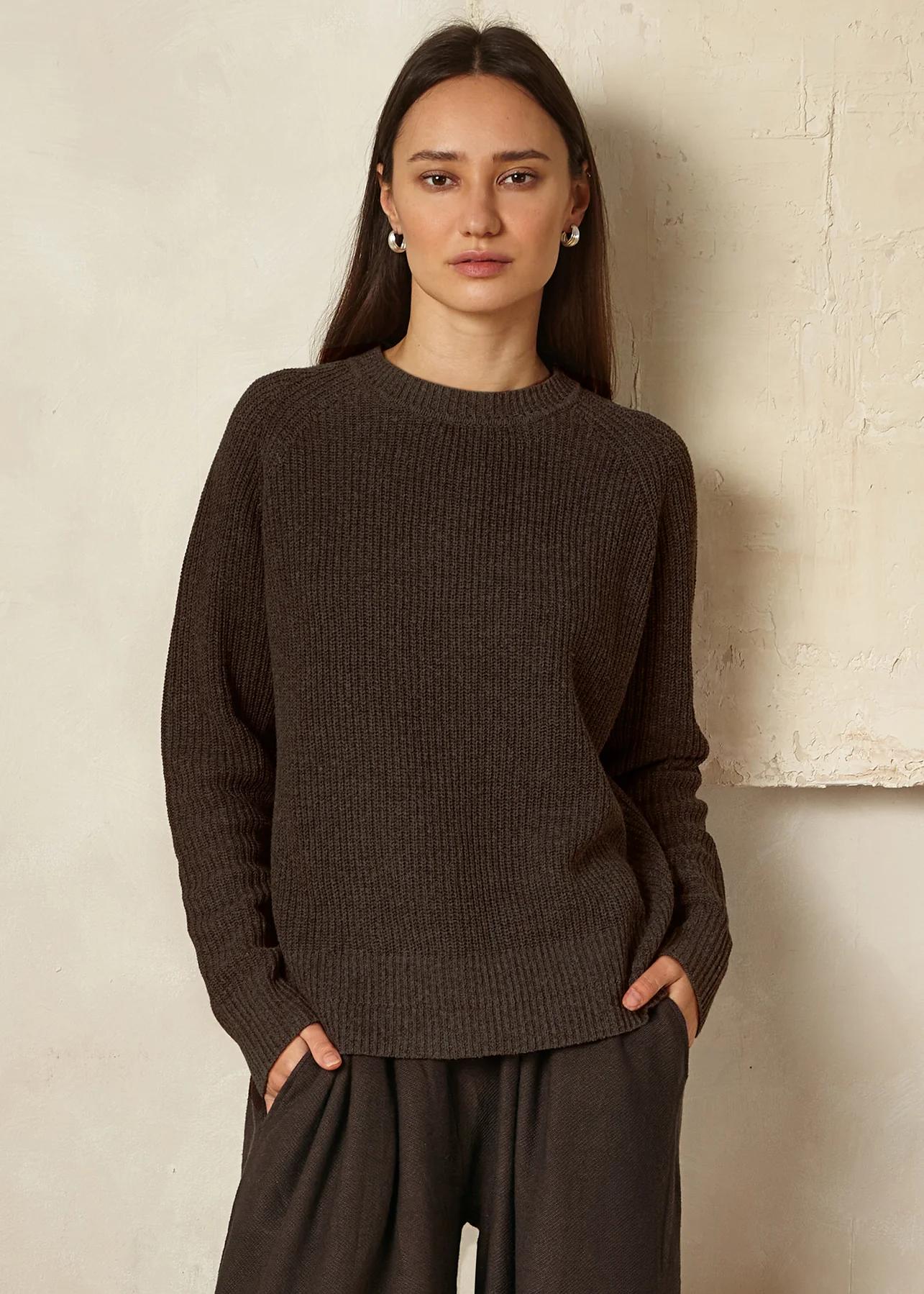 Romy Ribbed Crew Espresso