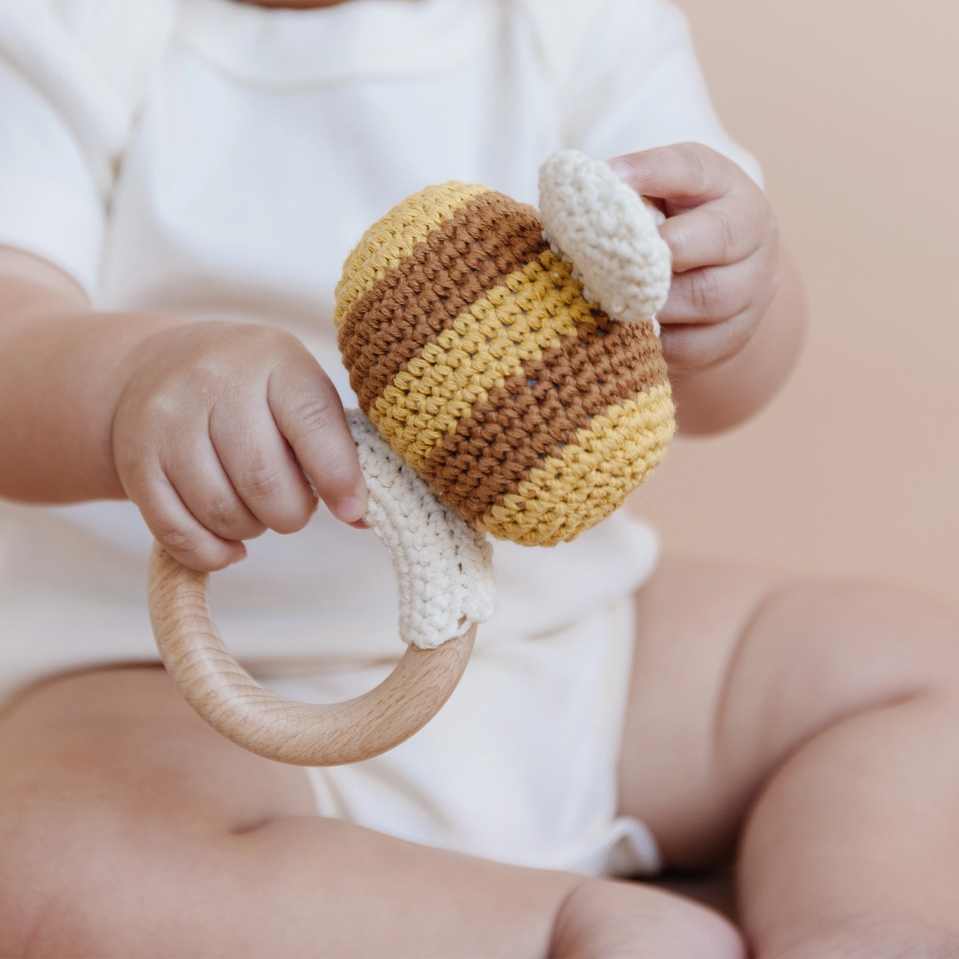 Teether Bee